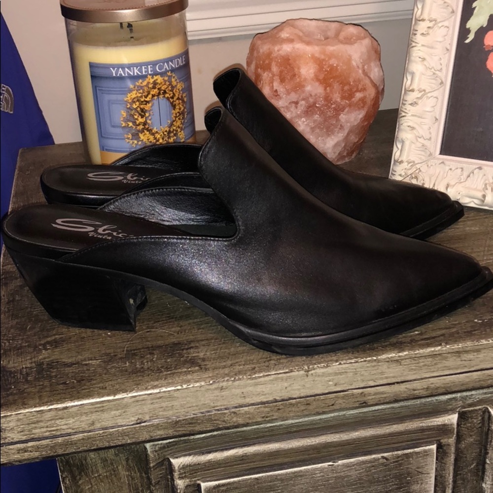 Sbicca mules- worn once